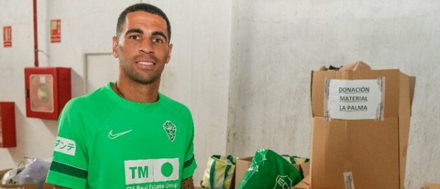 Omar Mascarell, único apercibido de sanción en el Elche
