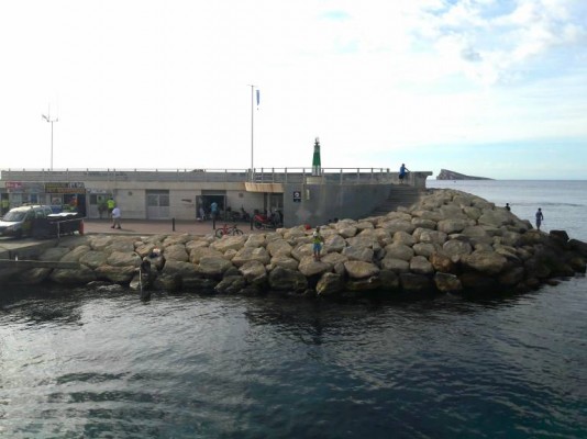 Los empresarios del puerto de Benidorm se verán las caras en los juzgados