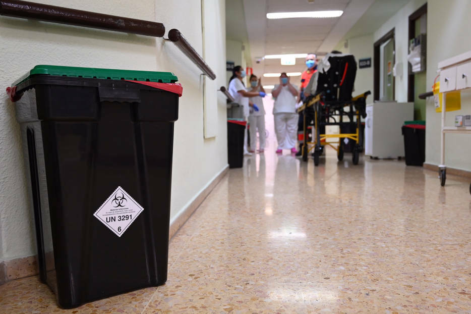 Sanidad suspende la cena de Navidad en el departamento de Castelló por el aumento del Covid