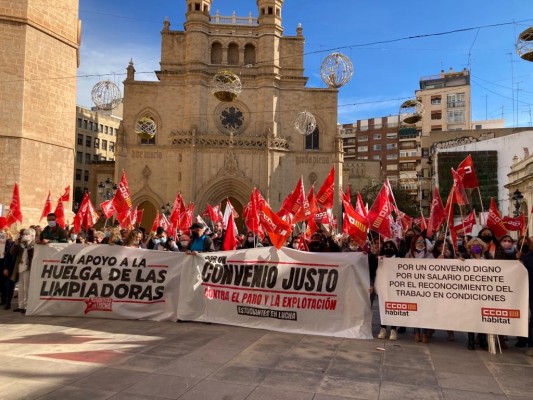 Principio de acuerdo: los sindicatos suspenden la huelga de la limpieza para poder negociar