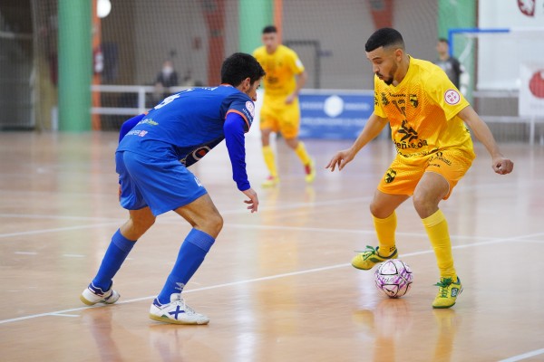 El Servigroup Peñíscola Globeenergy ve cortada su racha al caer en Zaragoza (4-2)
