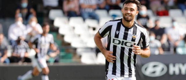 Sibille y Esquerdo regresan a la senda del triunfo con el Castellón