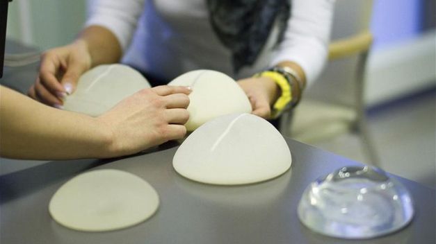 El Supremo absuelve a una clínica valenciana tras ser demandada por implantar prótesis PIP