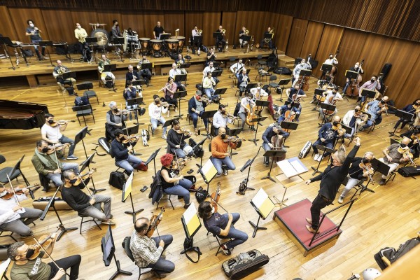 El Palau de la Música procede a cubrir seis plazas para la Orquesta de València