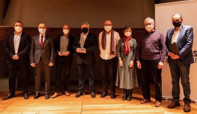 Carles Rodrigo y Josep Lluís Santonja reciben los Premios Bernat Capó de Cultura Popular 