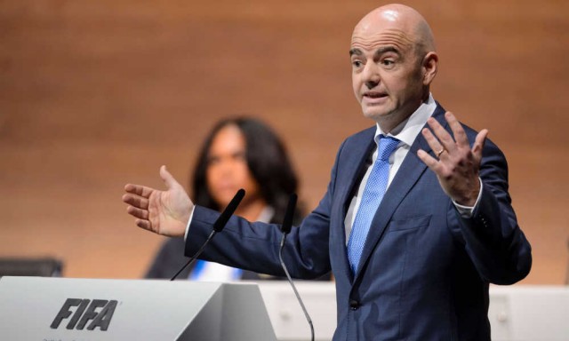 Infantino cumple un año al frente de la FIFA