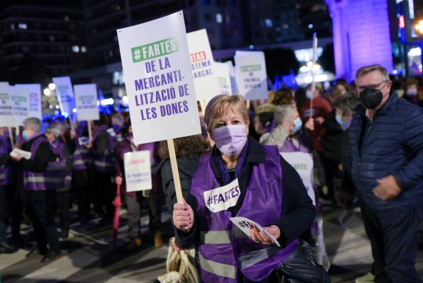 Una manifestación exige en València el fin de todas las violencias machistas: 