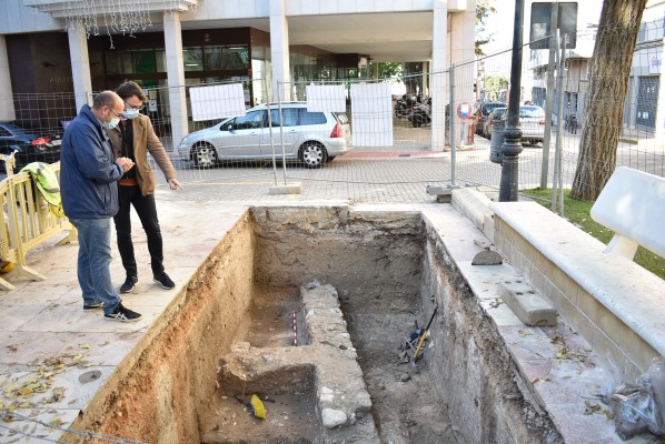 El pasado romano de Petrer emerge con el hallazgo de una construcción del siglo V en la plaza de Baix