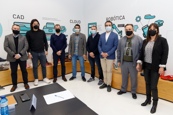 Innovación, tecnología y sinergias: los retos para producir calzado confortable con Inescop de guía