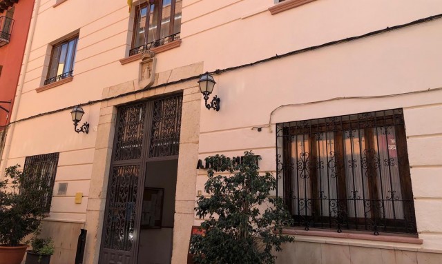 Alcalà-Alcossebre presenta unas cuentas de 13 millones para 2022 con 2,7 millones en inversiones