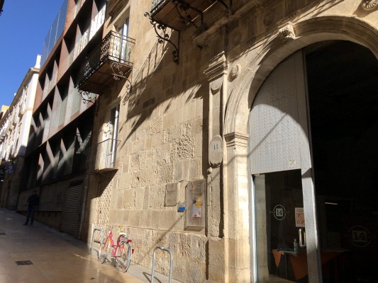 Vivienda pacta sufragar la ampliación del Centro 14 de Alicante con obras por 2,9 millones