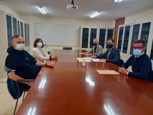 Educación emplaza al bipartito a reparar el IES Virgen del Remedio tras el informe sobre sus daños