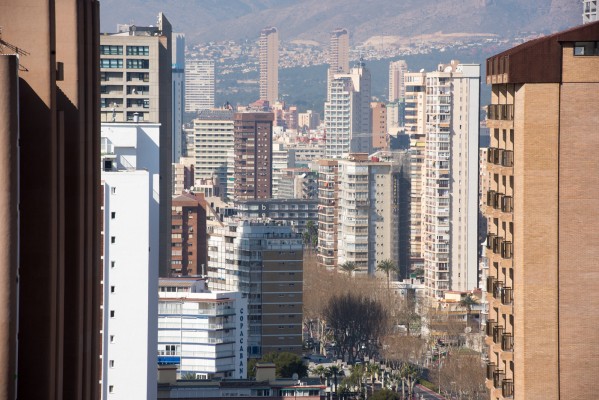 El goteo de cierres de hoteles se intensifica en Benidorm: 