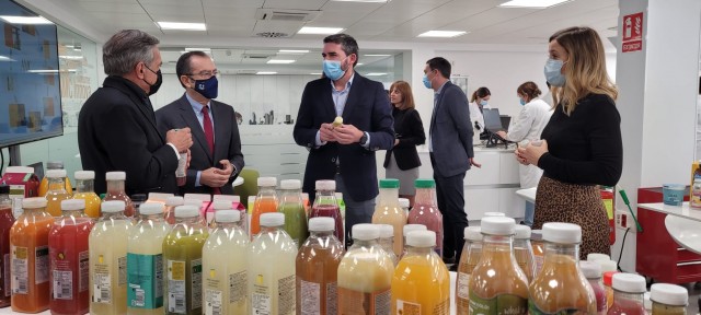 La Región lidera la exportación de zumos y bebidas: 315 millones en ventas y 2.200 empleos directos