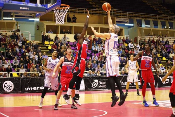 El HLA Lucentum planta batalla hasta el final pero cae en Valladolid