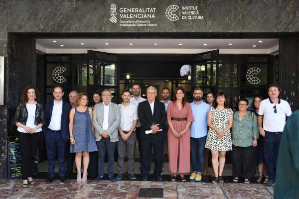 València, de las ciudades que menos contrató 'a dedo' para gestionar la covid