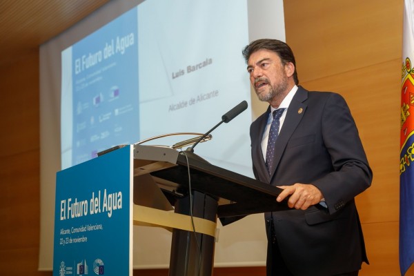 Barcala exige a Puig contundencia en el trasvase y dice que los alicantinos se sienten 