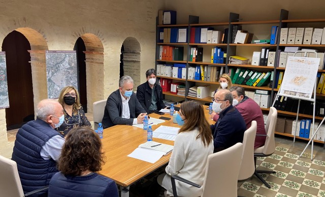 Vivienda invertirá 2,5 millones de euros en la rehabilitación de la plaza de la Ribera de Alzira