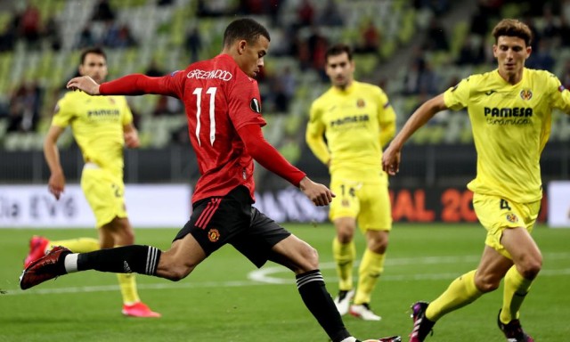 El Villarreal y el Manchester United se juegan su primera opción de clasificación