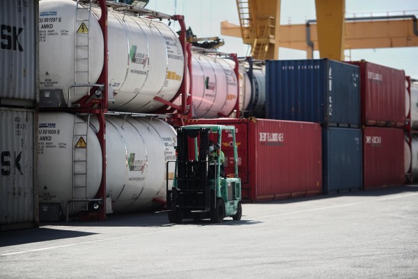 El déficit comercial crece un 19,5% hasta el mes de septiembre, con 13.267 millones de euros