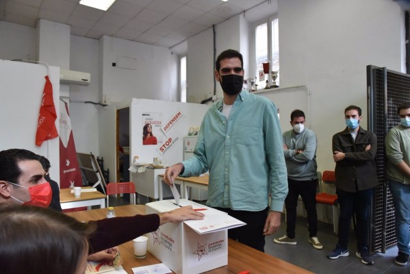 Víctor Camino, nuevo secretario general de Juventudes Socialistas: el primero elegido por primarias