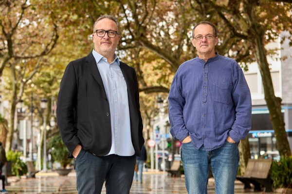 Vicent Flor, Miquel Àngel Llauger y Pepa Guardiola ganan los Premios Literarios Ciutat de Gandia 2021