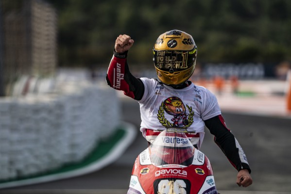 
Dani Holgado Campeón del Mundo Junior de Moto3 en Valencia