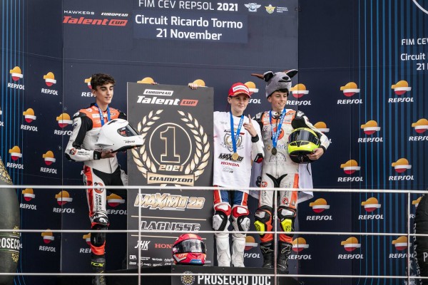 La Cuna de Campeones cierra el FIM CEV Repsol con el subcampeonato en la HETC
 