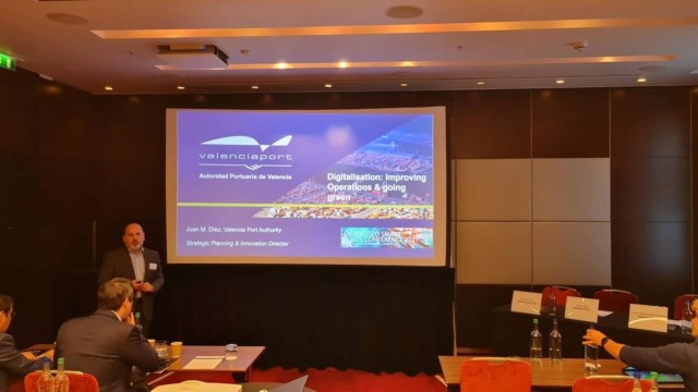 Valenciaport presenta en Londres su estrategia de Smart Ports 2030 y destaca su compromiso