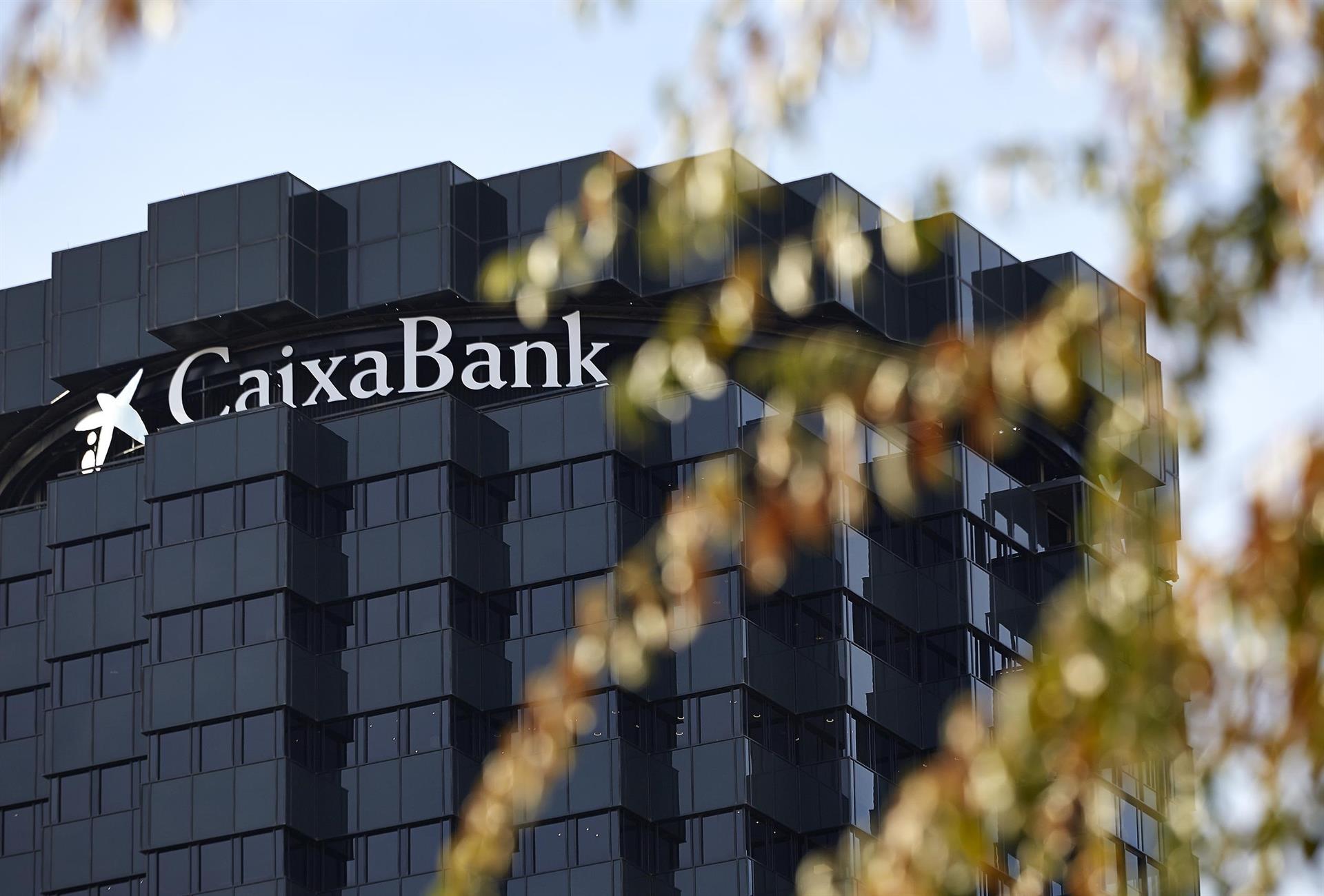 Edificio corporativo de CaixaBank en Barcelona. Foto: CAIXABANK - 