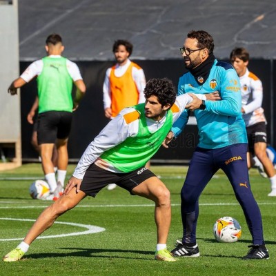 Bordalás dice que el club no le ha avisado de posibles ventas en invierno