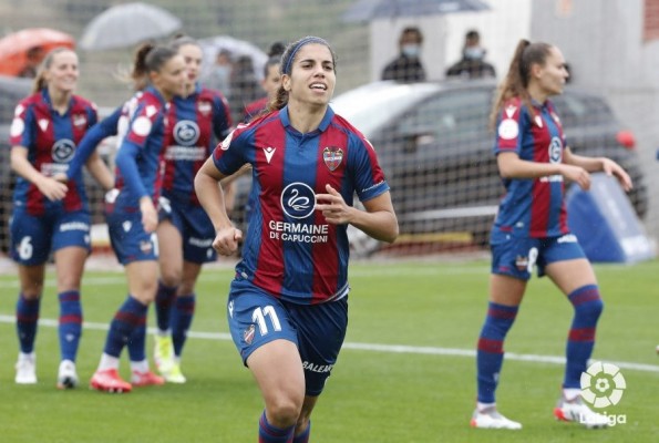Alba Redondo lidera la goleada del Levante