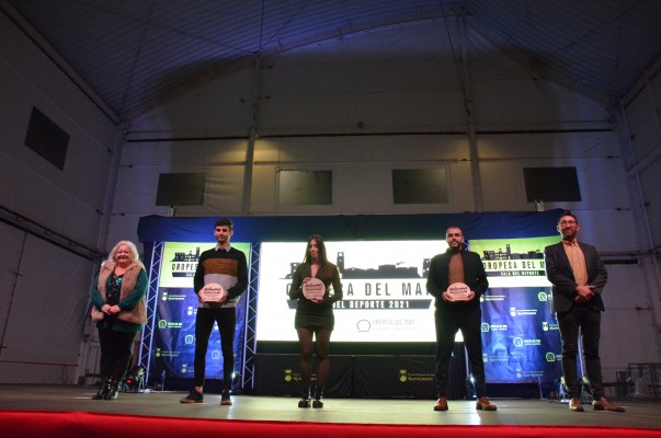Oropesa del Mar galardona a los mejores atletas locales en su Gala del Deporte