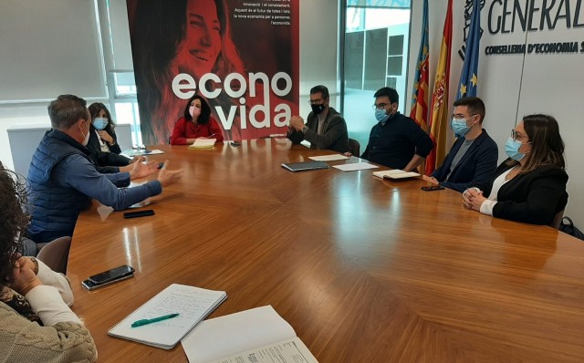 Almussafes propone ampliar más de 700.000 metros cuadrados el suelo industrial en el PGOU
