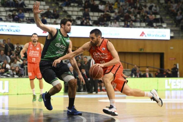 El Valencia Basket olvida su derrota copera con un triunfo ante el Joventut