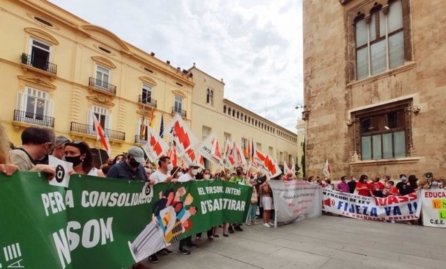 Intersindical convoca una nueva huelga de personal interino para el 30 de noviembre