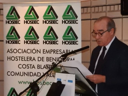 Hosbec alerta de una nueva campaña para desprestigiar la oferta turística de la Costa Blanca 