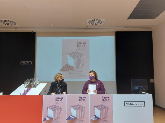 Diputación acoge la performance de denuncia contra la violencia de género 'Vínculos de sangre'