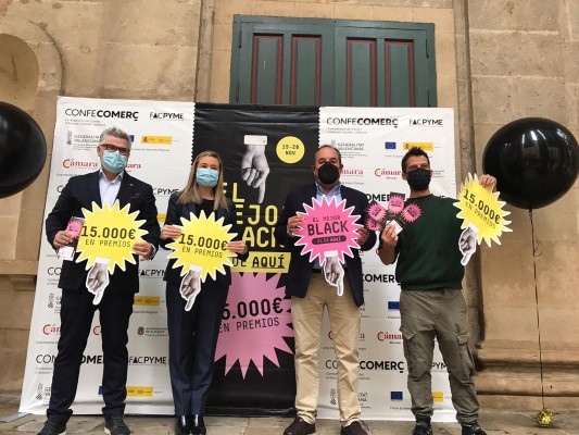 El pequeño comercio de Alicante prevé aumentar un 10% su facturación con el 'Black Friday'