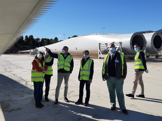 General Electric y EnerHi buscan colaborar y aportar trabajo a la planta de LM Wind en les Coves