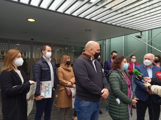 Agentes sociales de Elche claman contra la infrafinanciación y llaman a la manifestación del sábado