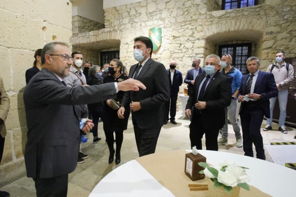 Alicante aprovecha un congreso médico de la OTAN para ofrecerse como sede de próximas citas 