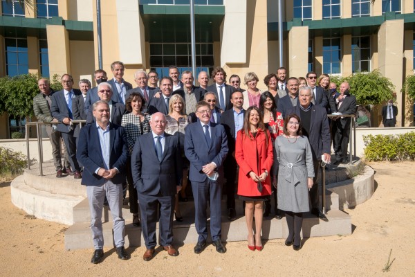 Las empresas ganan el pulso y se llevan el Centro de Envejecimiento a Elche: estos son los 10 patronos