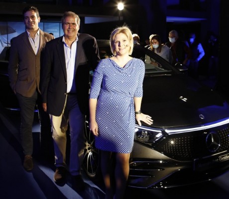 Mercedes-Benz Valencia presenta en sus instalaciones de Micer Mascó el nuevo EQS