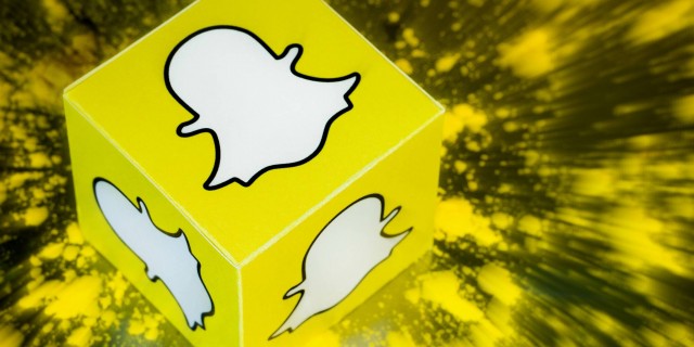 Los analistas de XTB avisan: Snapchat sale a bolsa con una valoración 