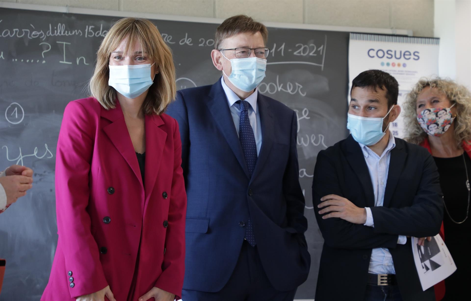 De izquierda a deecha, la ministra de Educación y Formación Profesional, Pilar Alegría, el president de la Generalitat, Ximo Puig, y el conseller de Educación, Vicent Marzà. - FOTO: GVA - 