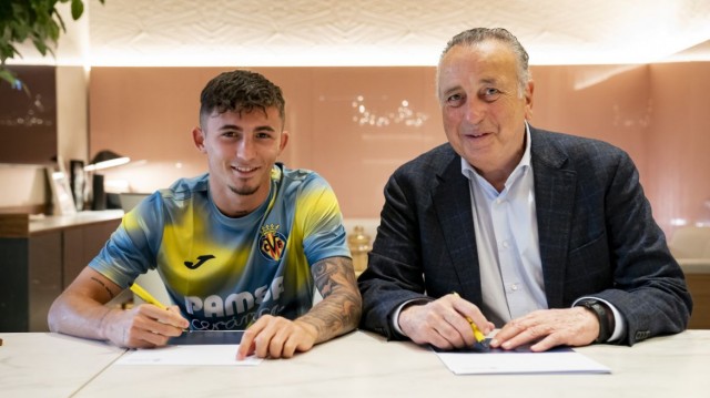 Yeremy Pino renueva con el Villarreal hasta 2027