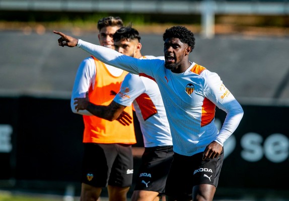 Lato, Correia y Paulista siguen al margen, Maxi y Cheryshev con el grupo