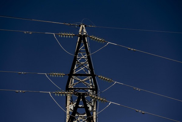 El precio de la luz sube un 4,70% este lunes, hasta los 180,57 euros/MWh