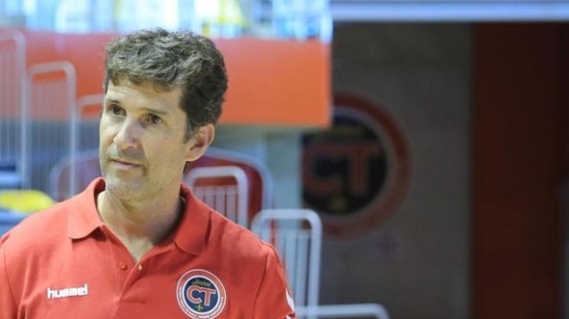 El Jimbee muestra su gen competitivo ante rivales por el título y Duda pide 